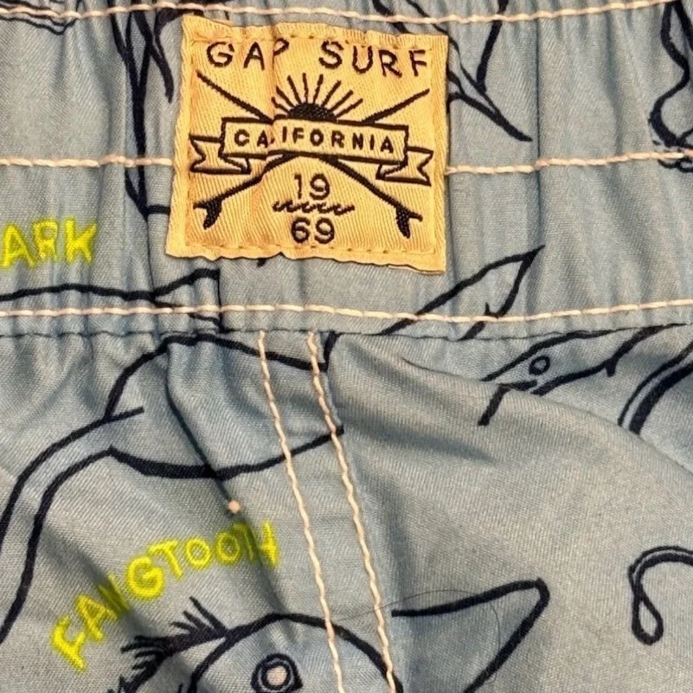 Gap Kids Shark Print Swim Trunks Boys XXL 14-16 Blue Mesh Lined